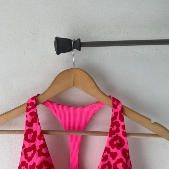 Beach Riot S Twist Sport Top - Picture 4 of 10